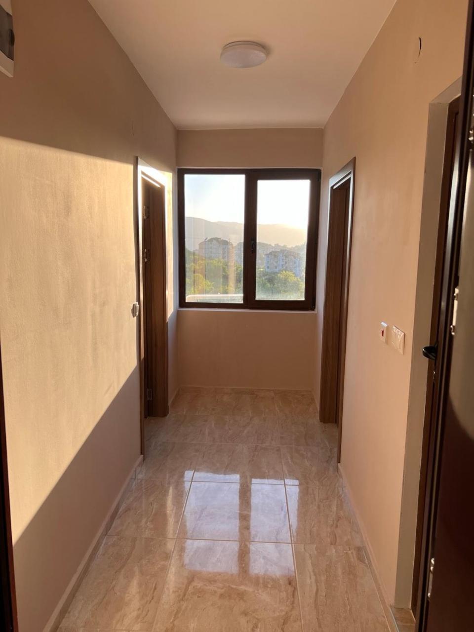 Вихрен-Стаи И Апартаменти За Гости Sandanski Exteriör bild