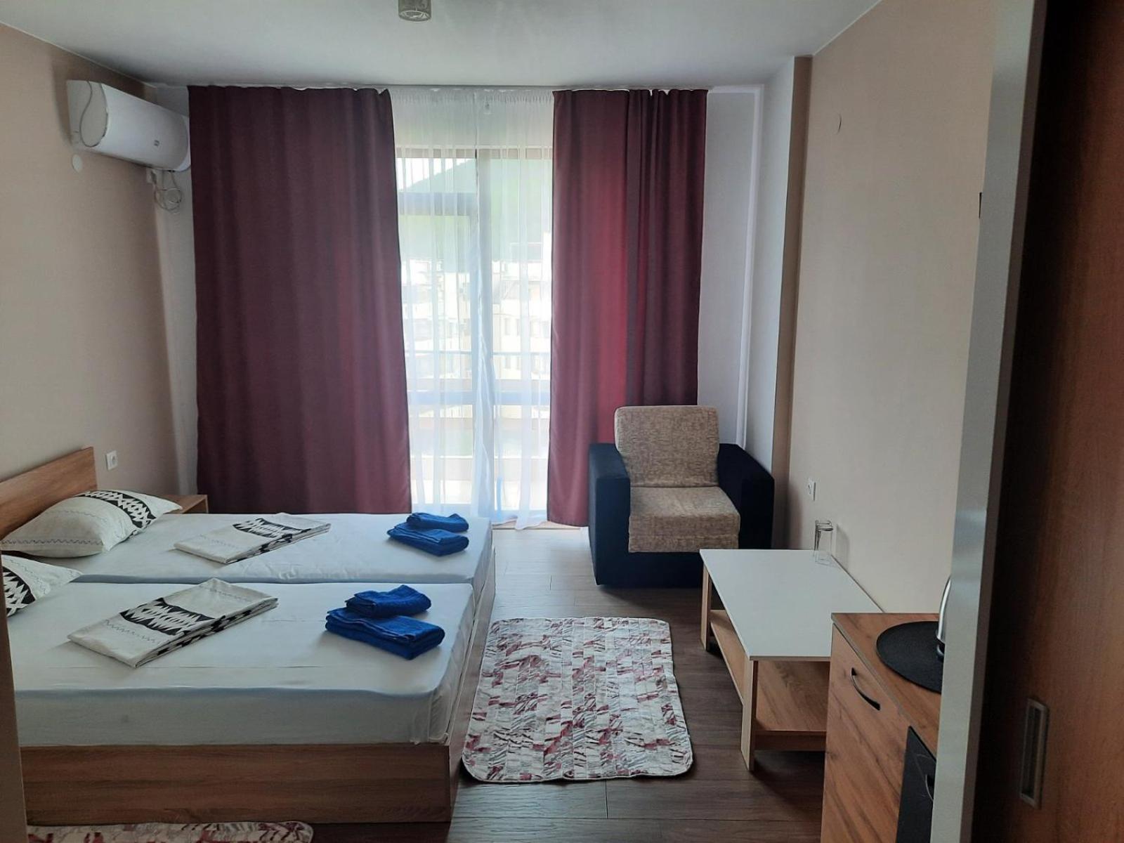 Вихрен-Стаи И Апартаменти За Гости Sandanski Exteriör bild